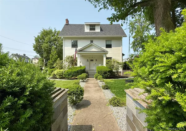 Port Chester, NY 10573,374 King ST