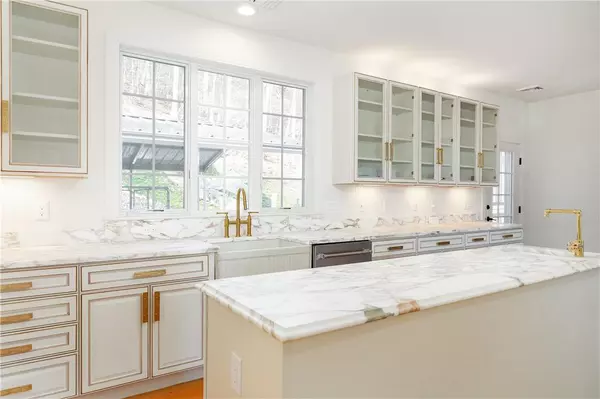 Pawling, NY 12564,54 Nanny Hill RD