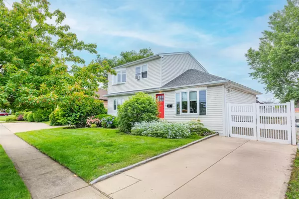 Bellmore, NY 11710,2679 W Alder RD