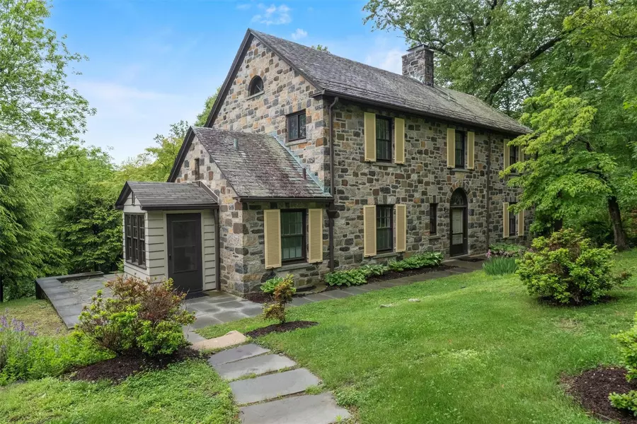 341-23 Furnace Dock RD, Cortlandt Manor, NY 10567
