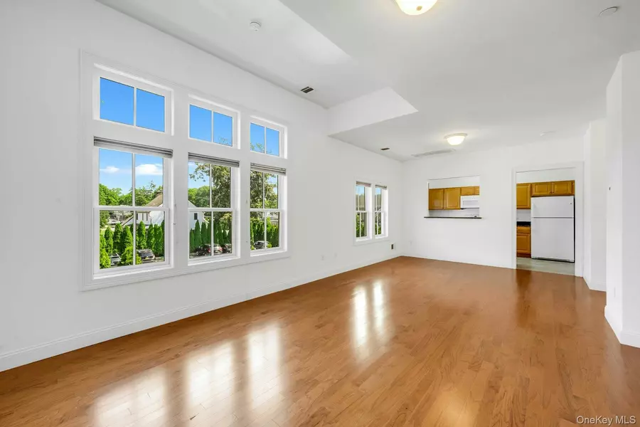 402 Main ST #3, Armonk, NY 10504