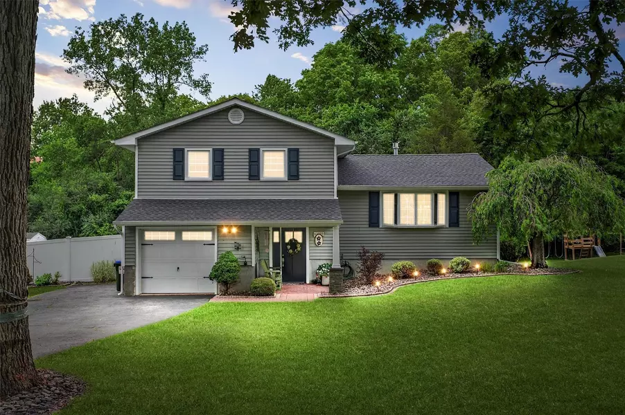 147 Barnes RD, Washingtonville, NY 10992