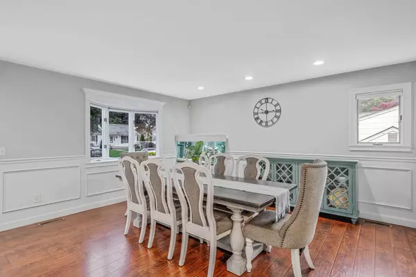 Shirley, NY 11967,80 Breston DR