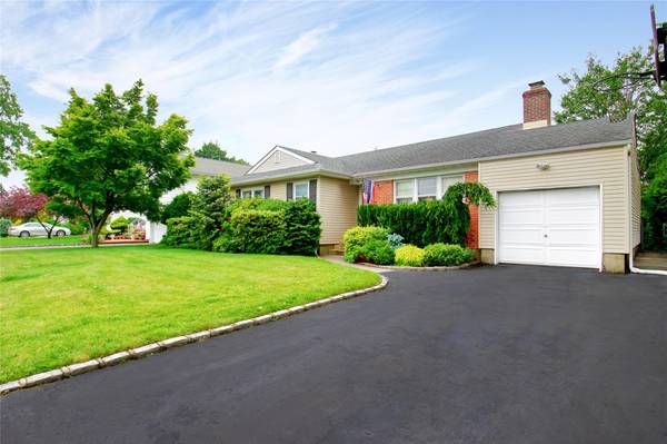 Garden City, NY 11530,59 Russell RD