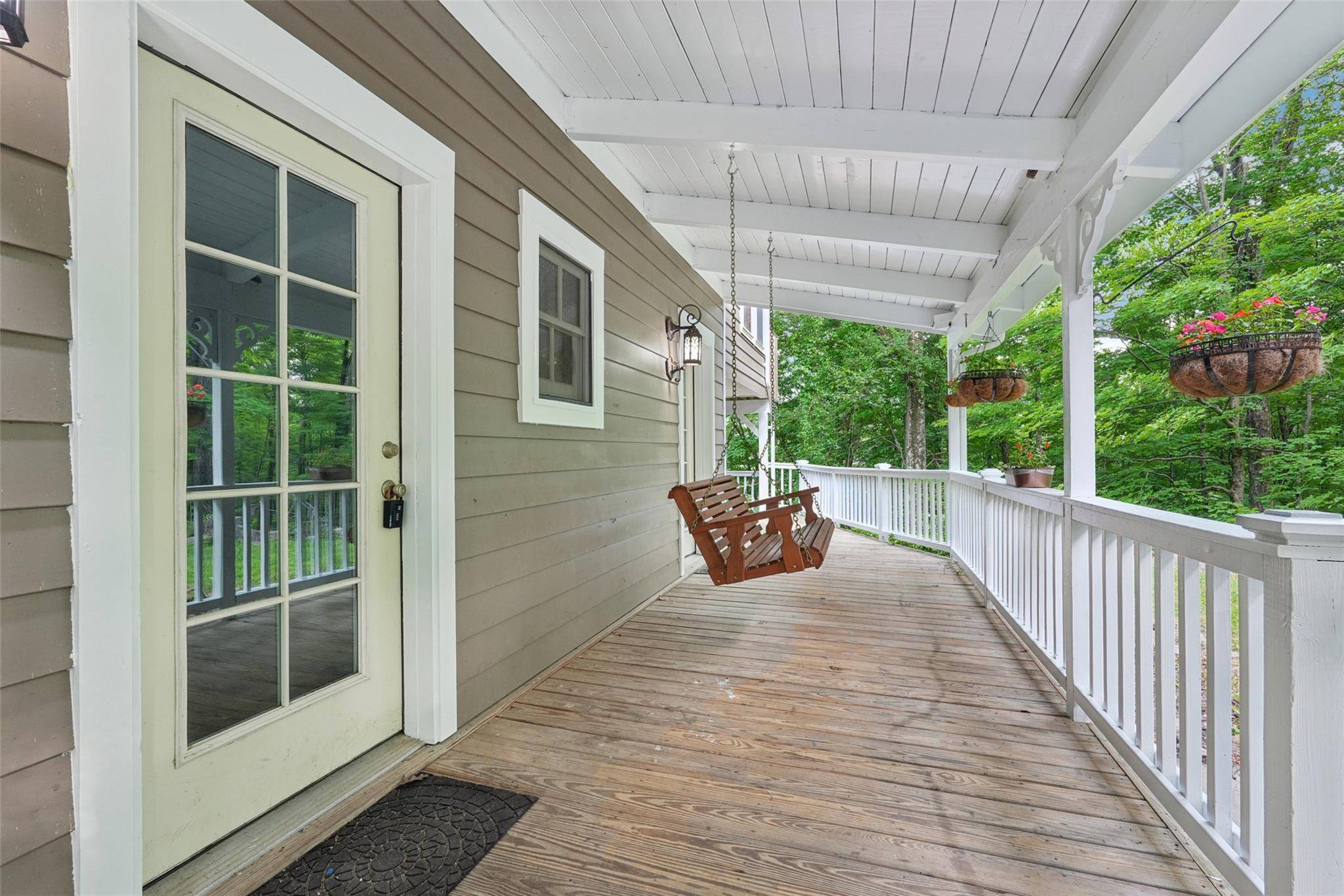 Warwick, NY 10990,25 Cascade Lake RD