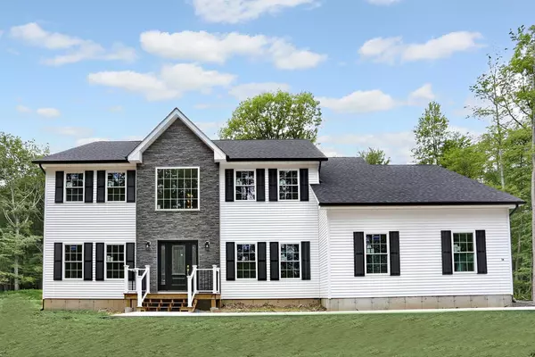 24 Forest Hills LN, Otisville, NY 10963
