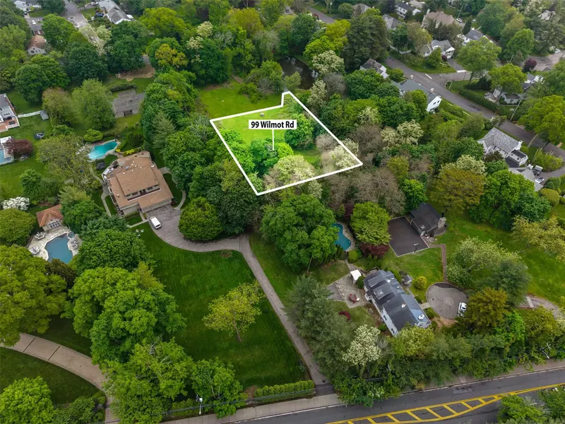99 Wilmot RD, New Rochelle, NY 10804