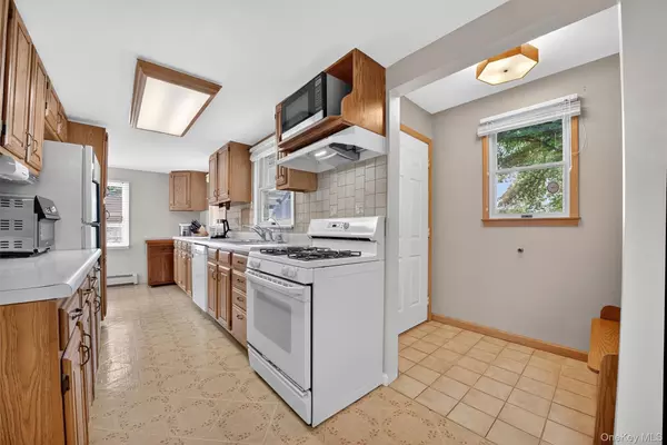 New Windsor, NY 12553,62 Lakeside DR