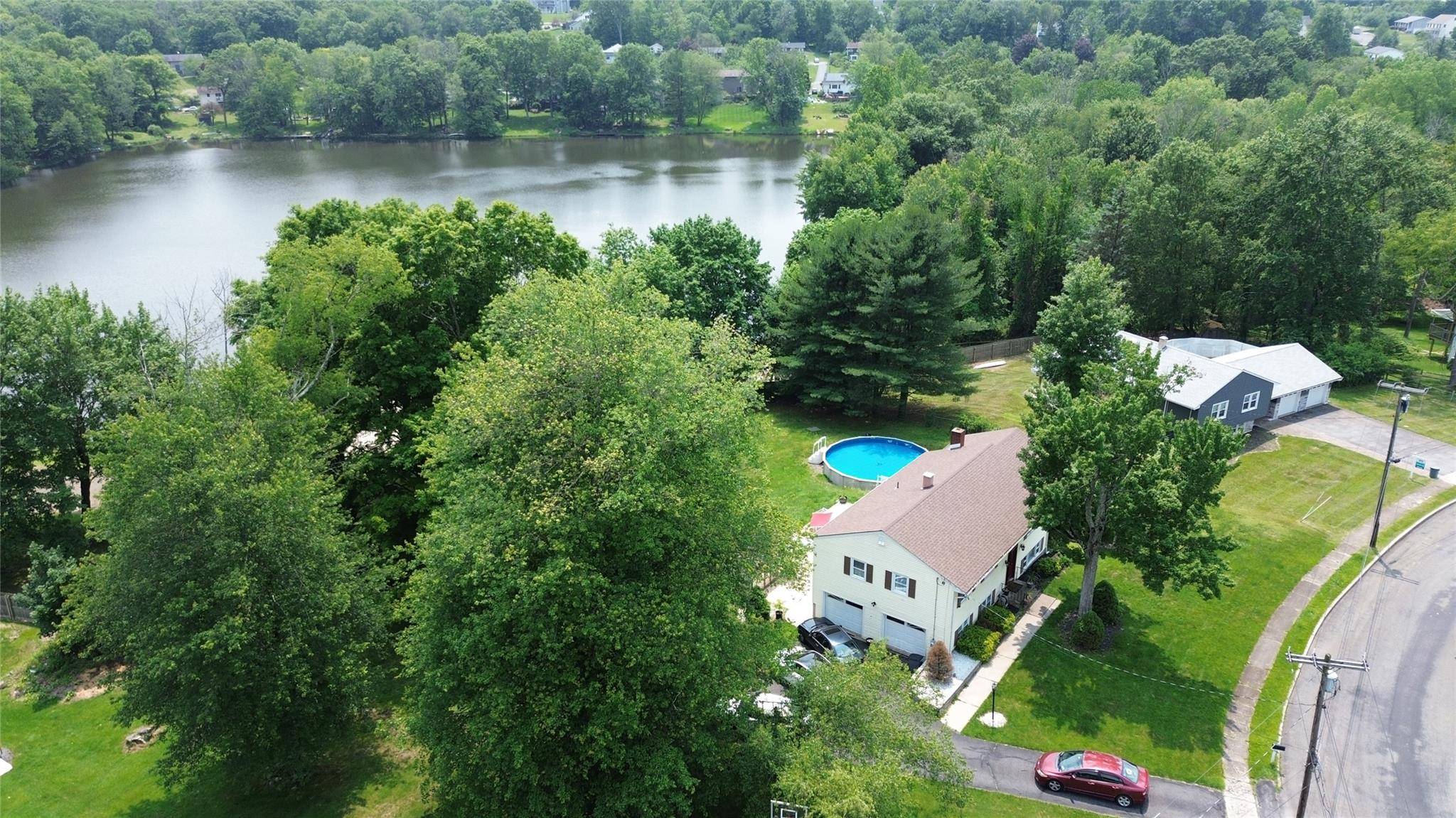 6 Clinton CT, Monroe, NY 10950