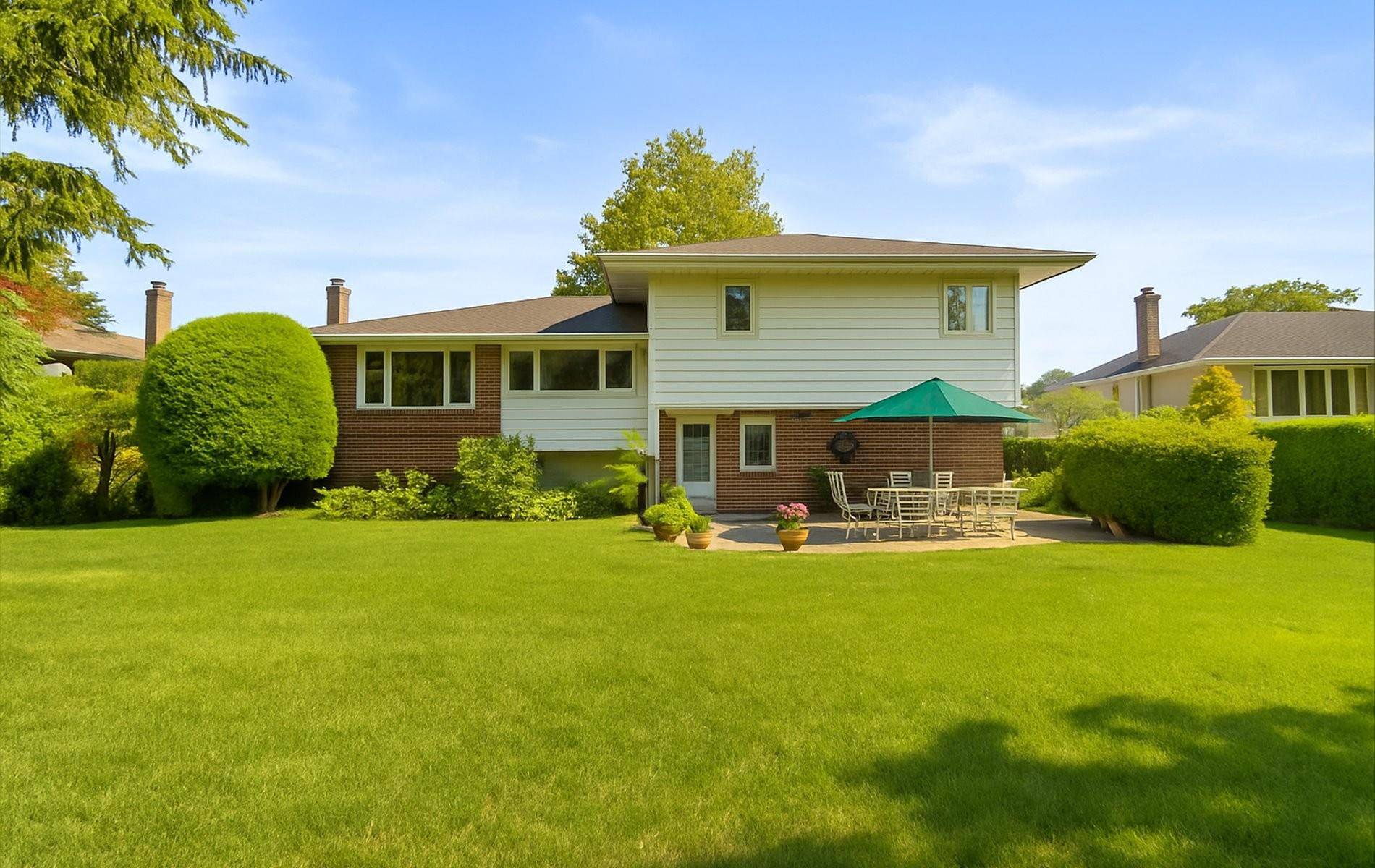Plainview, NY 11803,15 Lane AVE