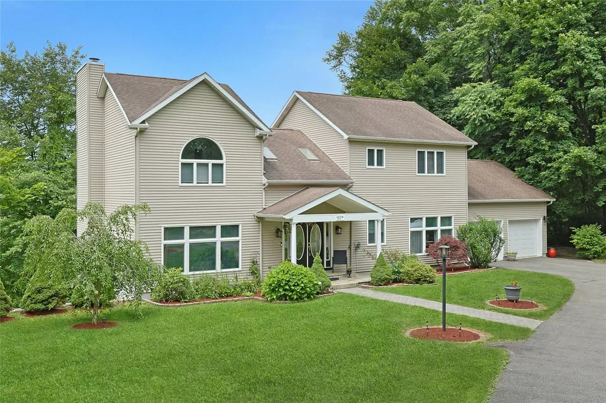 Cortlandt Manor, NY 10567,267 Lafayette AVE
