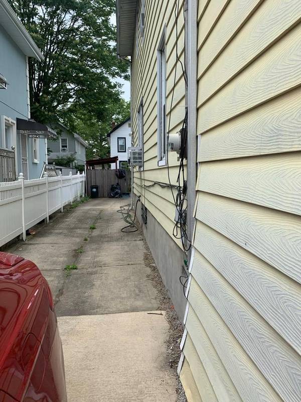 Ozone Park, NY 11419,105-08 134 ST