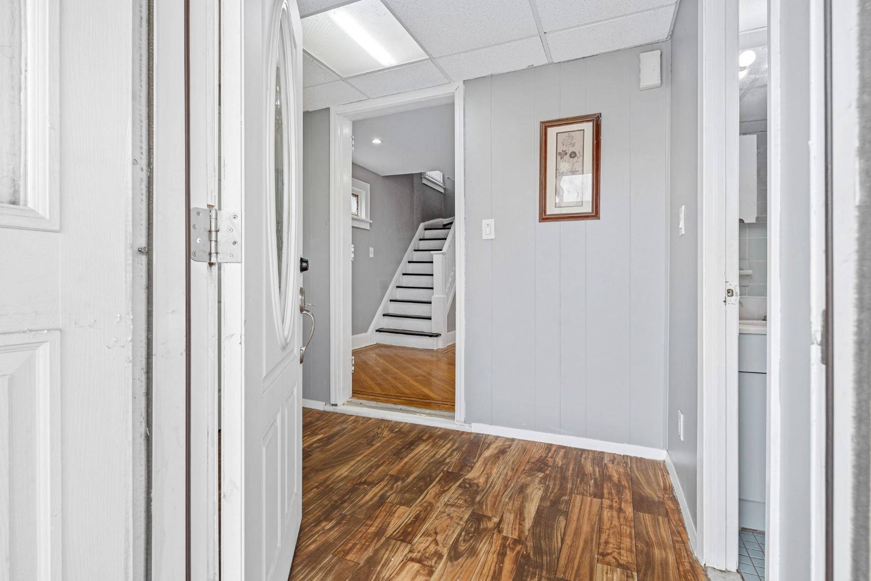Queens Village, NY 11428,9123 215th ST
