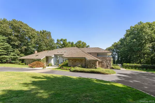 Lattingtown, NY 11560,8 Mill Pond LN