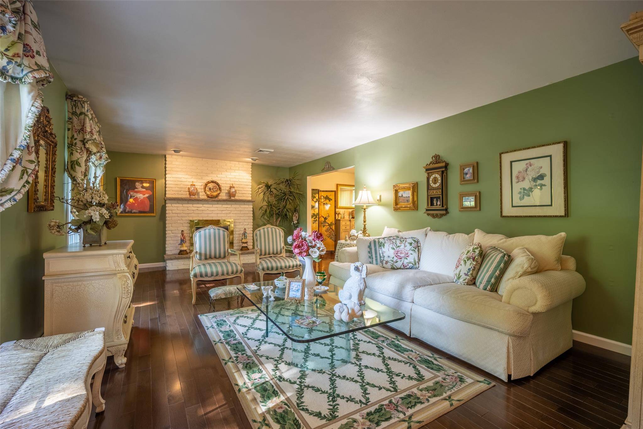 Hopewell Junction, NY 12533,26 Flower RD