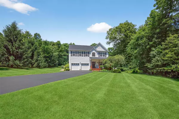 Walden, NY 12586,85 Decker DR