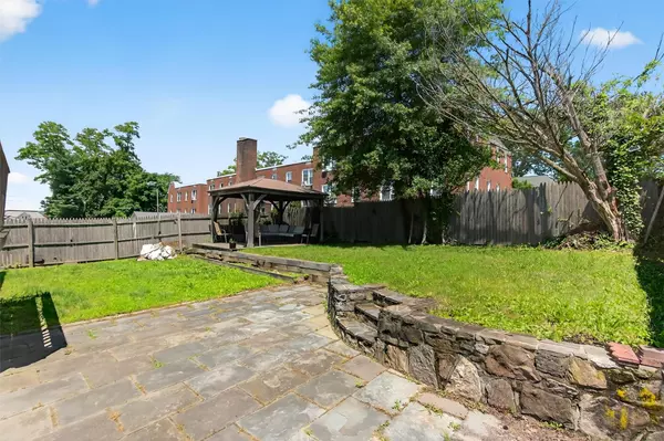 Ossining, NY 10562,7 Fuller RD
