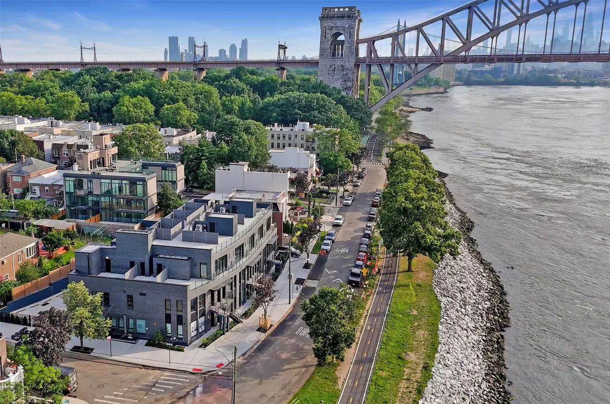 Astoria, NY 11105,21-31 Shore BLVD #3D