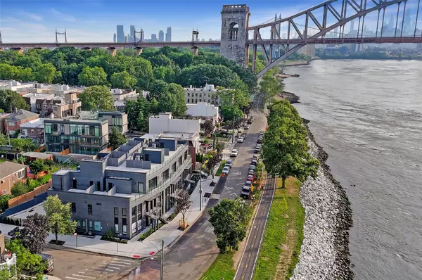 21-31 Shore BLVD #3D, Astoria, NY 11105