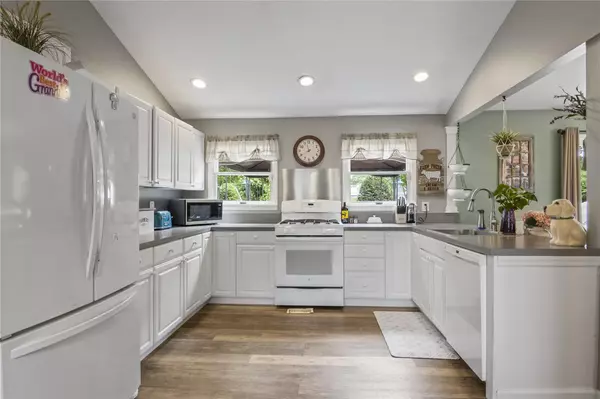 Centereach, NY 11720,138 Dawn DR