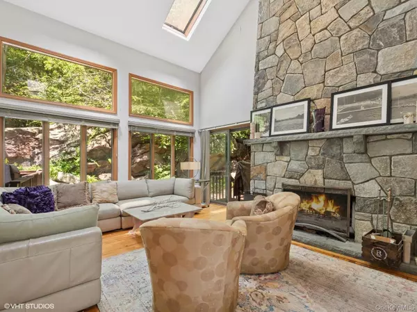 South Salem, NY 10590,212 Elmwood RD