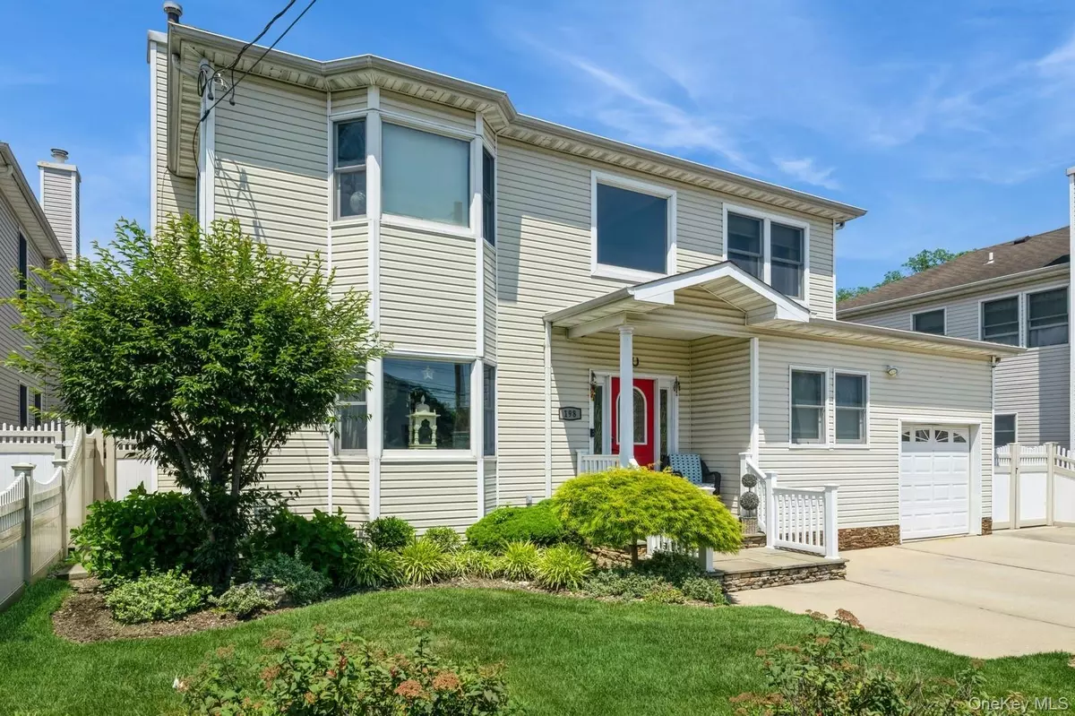 Bethpage, NY 11714,198 Central AVE