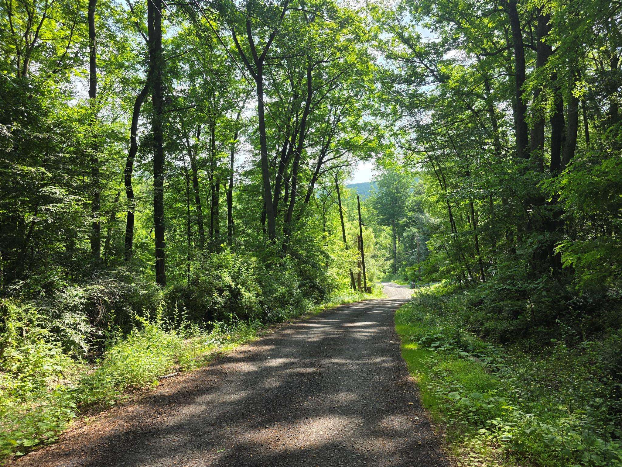 Garrison, NY 10524,106 Upland DR