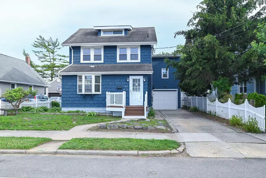 48 Washington AVE, Lynbrook, NY 11563