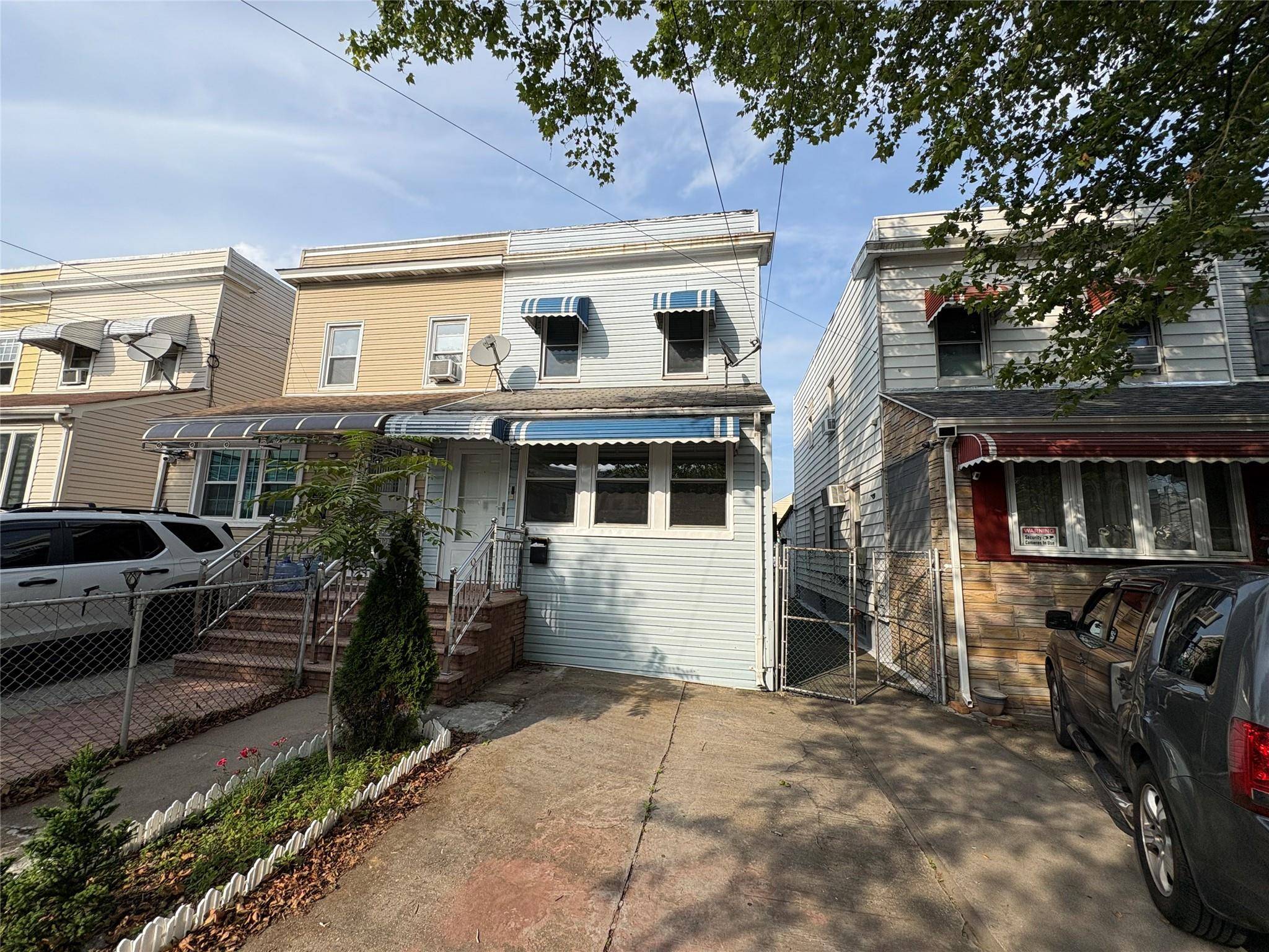 90-31 185TH ST, Hollis, NY 11423