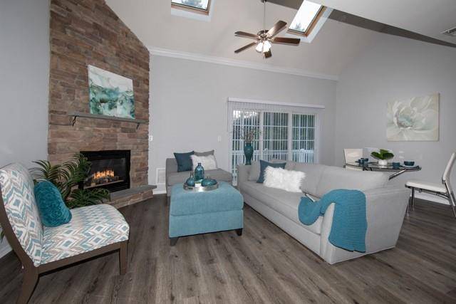 South Setauket, NY 11720,33 Neal #33