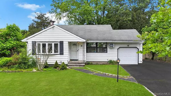 3 Washington AVE, Selden, NY 11784