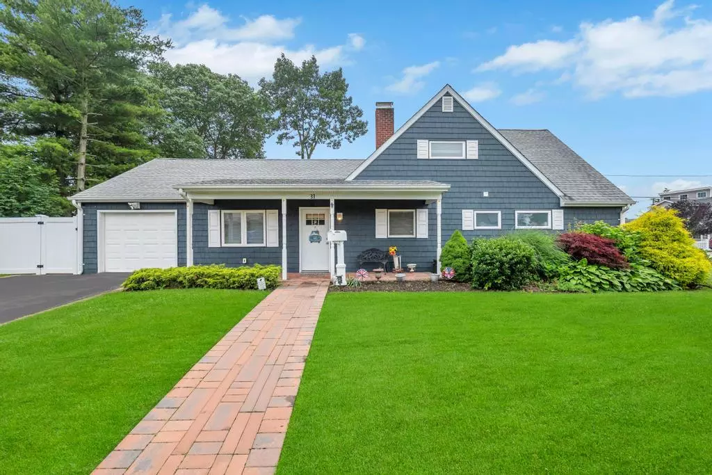Wantagh, NY 11793,31 willowood
