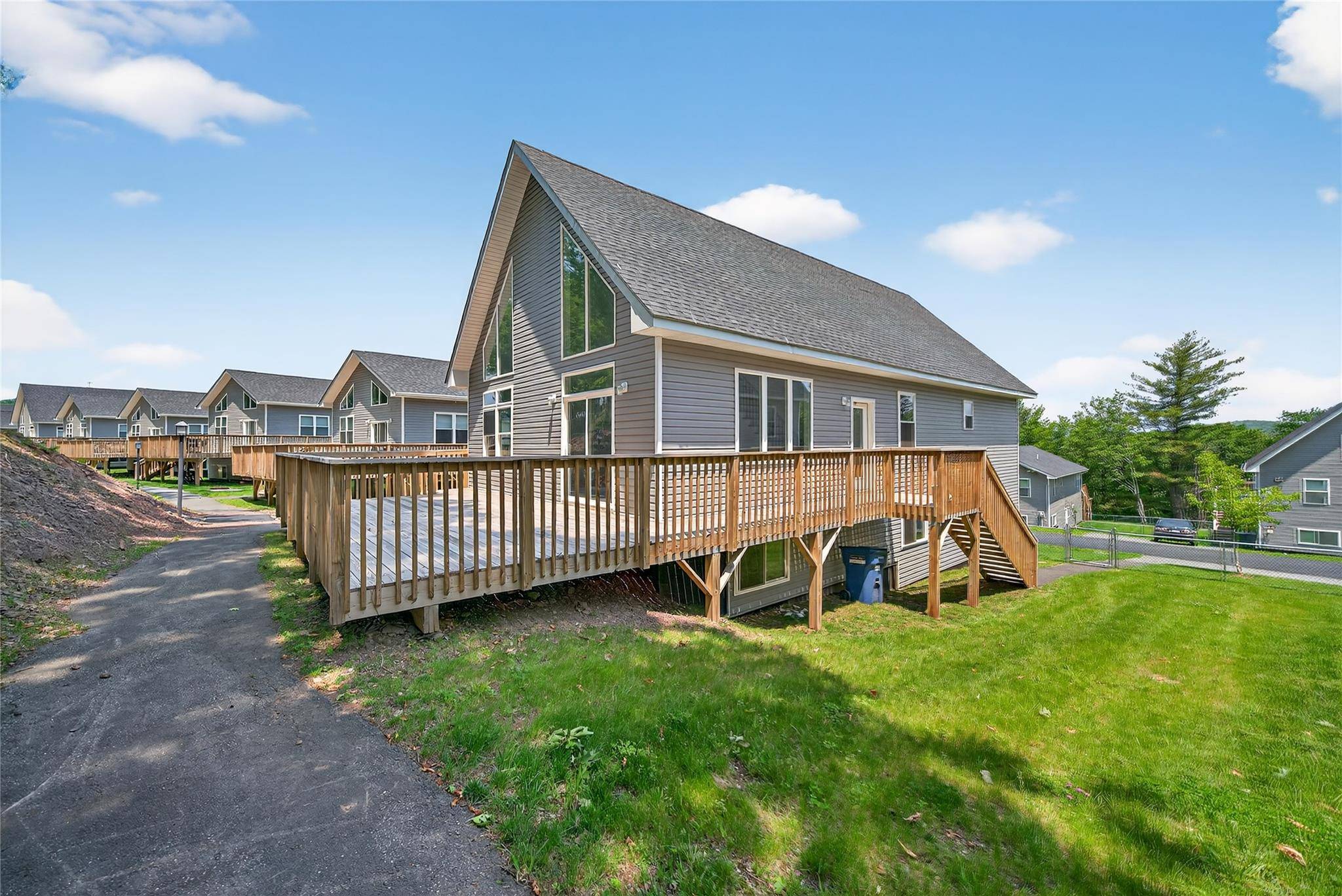 22 Torah CIR, Fallsburg, NY 12733