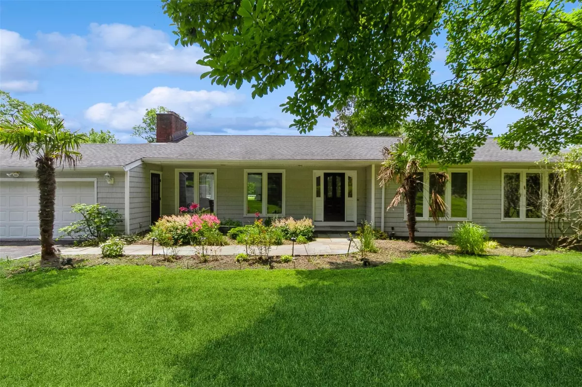 Pleasantville, NY 10570,140 Old Farm RD