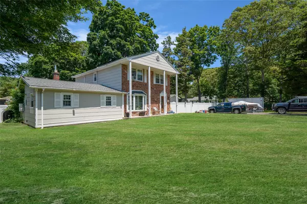 Middle Island, NY 11953,5 Fox RD