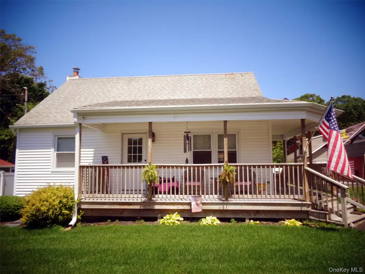 Rocky Point, NY 11778,21 Pearl RD