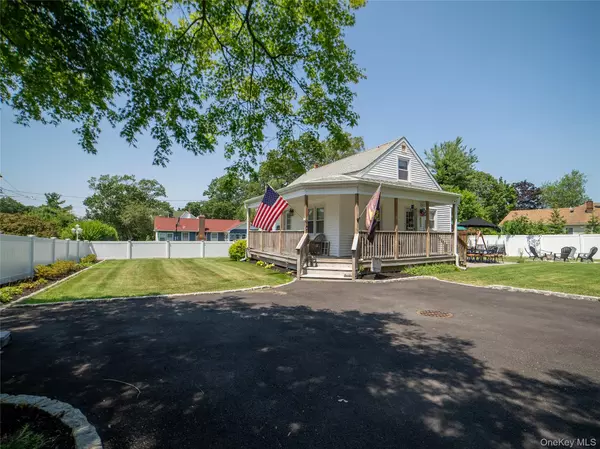 Rocky Point, NY 11778,21 Pearl RD