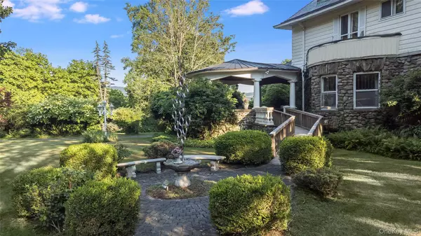 Highland Mills, NY 10930,24 Jill RD