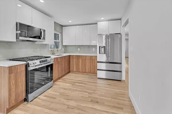 Yonkers, NY 10710,68 Ridgeview AVE