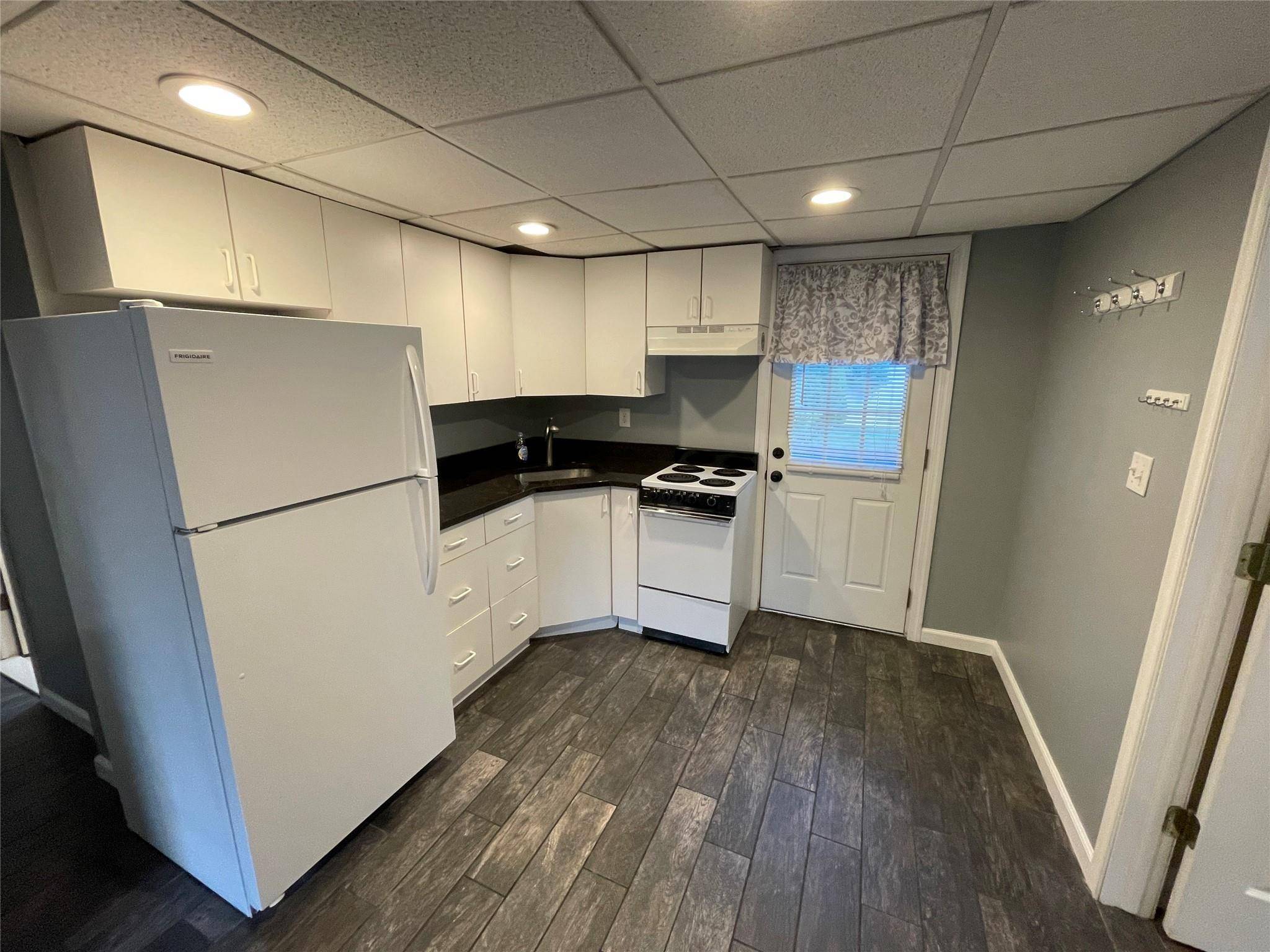 West Babylon, NY 11704,128 15th ST