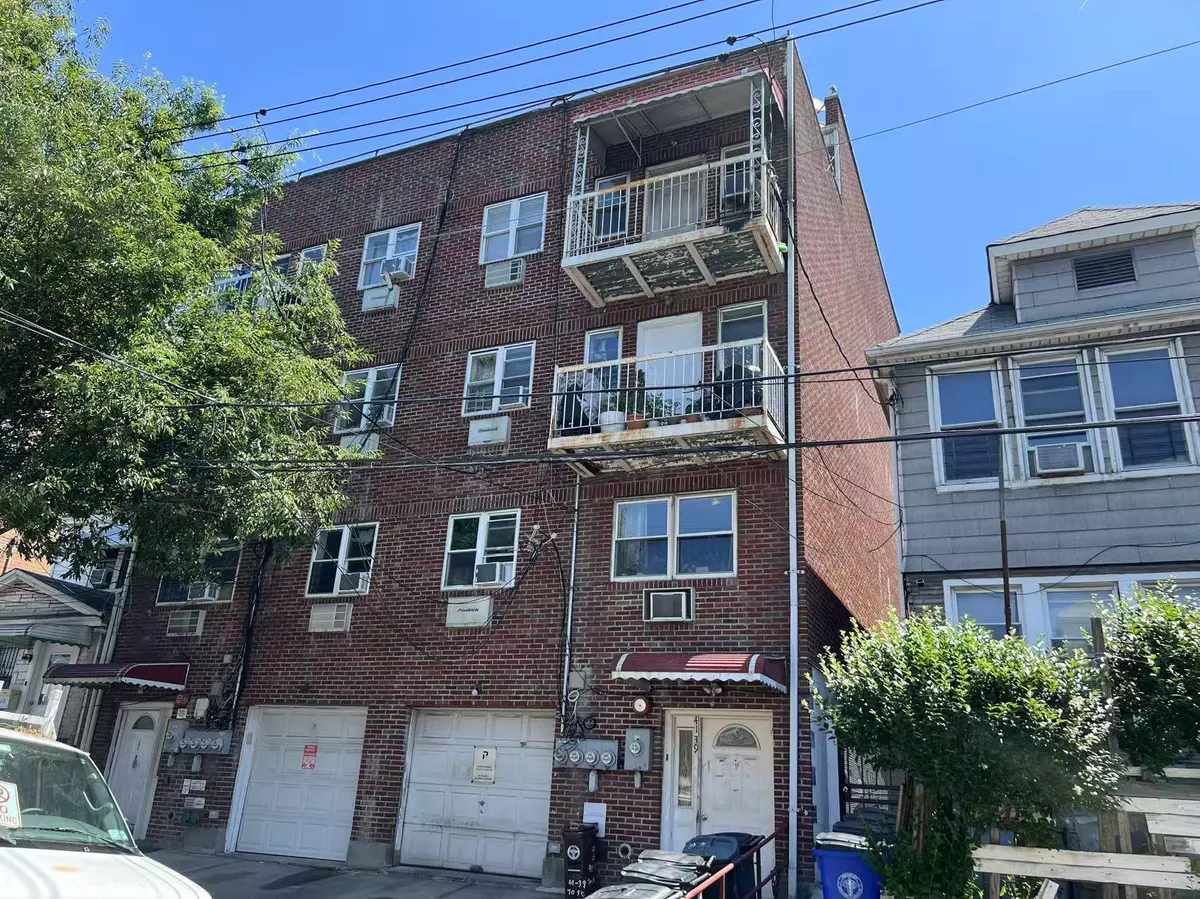 Woodside, NY 11377,41-39 70th Street