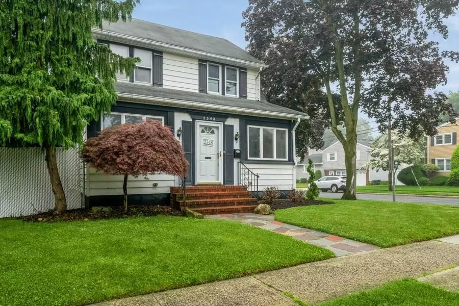 Bellmore, NY 11710,2348 Centre AVE
