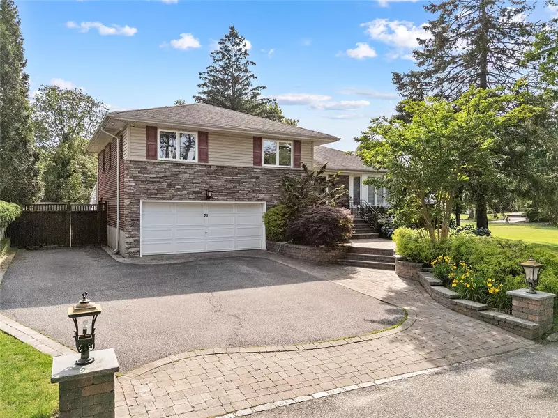 23 Sparks ST, Melville, NY 11747
