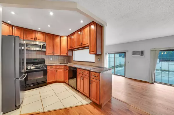 College Point, NY 11356,504 Julius RD #7c