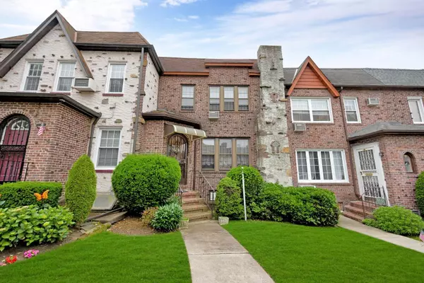 64-66 82nd PL, Middle Village, NY 11379