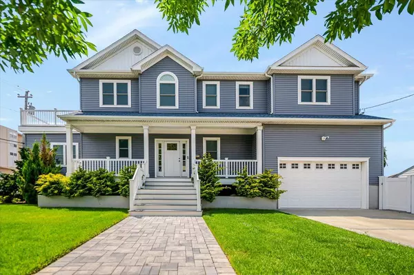 29 Cayuga AVE, Atlantic Beach, NY 11509
