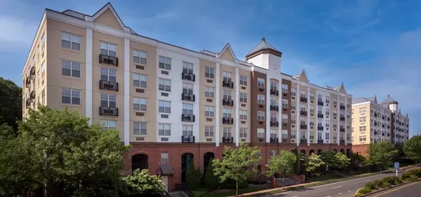 1100 Avalon ST #S1150, Glen Cove, NY 11542