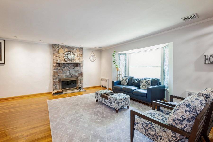 Garden City, NY 11040,50 Edgewood Drive