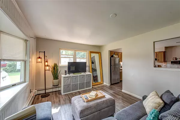 Mastic, NY 11950,172 Southaven AVE