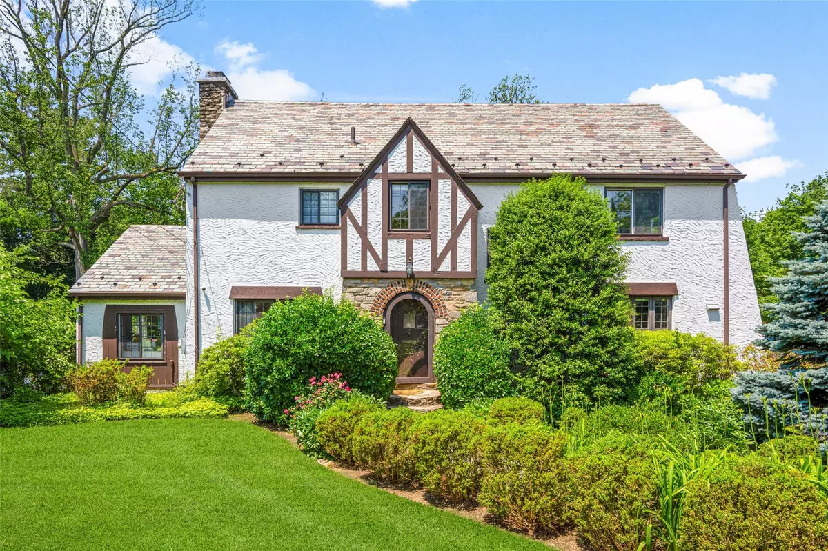 Scarsdale, NY 10583,23 Montrose RD